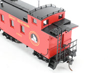Load image into Gallery viewer, HO Brass CIL - Challenger Imports GN - Great Northern 25' Wood Caboose Early Version FP X580