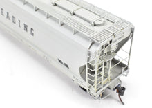 Load image into Gallery viewer, HO Brass OMI - Overland Models, Inc. RDG - Reading ACF 3-Bay Centerflow 4650 Covered Hopper w/ 3 Long Hatches CP No. 79923