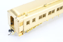 Load image into Gallery viewer, HO Brass Cascade Models NP - Northern Pacific HW Coach #609 Series