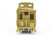 Load image into Gallery viewer, HO Brass Oriental Limited GN - Great Northern GN X627-X636 Wood Caboose