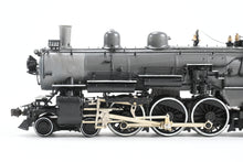 Load image into Gallery viewer, HO Brass W&R Enterprises NP - Northern Pacific Q-4 4-6-2 Custom Painted & Lightly Weathered No. 2222