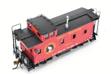 Load image into Gallery viewer, HO Brass AMC - American model Company GN - Great Northern 25 Foot Wood Caboose C/P #X643