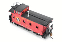 Load image into Gallery viewer, HO Brass AMC - American model Company GN - Great Northern 25 Foot Wood Caboose C/P #X643
