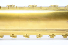 Load image into Gallery viewer, O Brass OMI - Overland Models, Inc. Wabash/N&W - Norfolk & Western/IT - Illinois Terminal HC-60 Cylindrical Covered Hopper