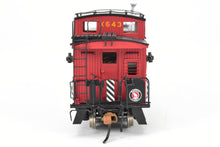 Load image into Gallery viewer, HO Brass AMC - American model Company GN - Great Northern 25 Foot Wood Caboose C/P #X643