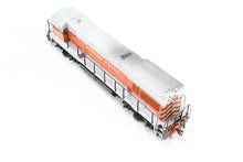 Load image into Gallery viewer, HO Atlas Silver Series WP - Western Pacific GE U30B FP No. 769 Custom Weathered