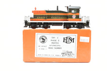 Load image into Gallery viewer, HO Brass PSC - Precision Scale Co. GN - Great Northern SW-1 Phase III Intermediate FP GN Orange/Green #79