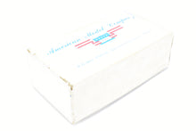 Load image into Gallery viewer, HO Brass AMC - American model Company GN - Great Northern 25 Foot Wood Caboose C/P #X643