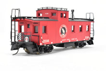 Load image into Gallery viewer, HO Brass OMI - Overland Models, Inc. GN - Great Northern 30' Plywood Sheath Caboose C/P X235