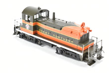 Load image into Gallery viewer, HO Brass PSC - Precision Scale Co. GN - Great Northern EMC/EMD SW-1 Phase III Intermediate FP #79