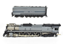 Load image into Gallery viewer, HO Brass Key Imports UP - Union Pacific 4-8-4 FEF-2 Oil Two-Tone Grey No. 825 CS #59