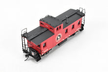 Load image into Gallery viewer, HO Brass OMI - Overland Models, Inc. GN - Great Northern 30' Plywood Sheath Caboose C/P X235