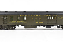 Load image into Gallery viewer, HO NEW Brass TCY - The Coach Yard SP - Southern Pacific Heavyweight RPO/Baggage Car "Daylight/Starlight" Class 70-BP-30-3 FP #5066