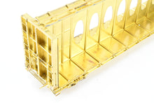 Load image into Gallery viewer, O Brass OMI - Overland Models, Inc. Various Roads Thrall Center Beam Lumber Car 64’