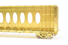 Load image into Gallery viewer, O Brass OMI - Overland Models, Inc. Various Roads Thrall Center Beam Lumber Car 64’