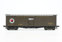 Load image into Gallery viewer, HO Brass W&R - W&R Enterprises NP - Northern Pacific Express Boxcar 5’ Door #1890 - 1899 Version 2 Factory Painted Pullman Green No. 1890