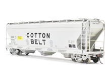 Load image into Gallery viewer, HO Brass OMI - Overland Models, Inc. SSW - Cotton Belt ACF 3-Bay Centerflow 4650 Covered Hopper w/ 6 Round Hatches,CP No. 78749
