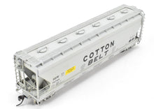 Load image into Gallery viewer, HO Brass OMI - Overland Models, Inc. SSW - Cotton Belt ACF 3-Bay Centerflow 4650 Covered Hopper w/ 6 Round Hatches,CP No. 78749