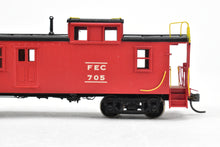 Load image into Gallery viewer, HO Brass OMI - Overland Models, Inc. FEC - Florida East Coast Wood Side-Door Caboose C/P No. 705