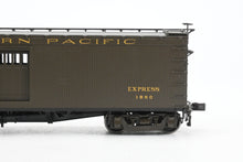 Load image into Gallery viewer, HO Brass W&R - W&R Enterprises NP - Northern Pacific Express Boxcar 5’ Door #1890 - 1899 Version 2 Factory Painted Pullman Green No. 1890