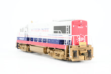 Load image into Gallery viewer, HO Bowser "Executive Line" SP - Southern Pacific GE U-25B FP No. 6800 Bicentennial Scheme