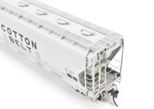 Load image into Gallery viewer, HO Brass OMI - Overland Models, Inc. SSW - Cotton Belt ACF 3-Bay Centerflow 4650 Covered Hopper w/ 6 Round Hatches,CP No. 78749