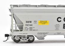 Load image into Gallery viewer, HO Brass OMI - Overland Models, Inc. SSW - Cotton Belt ACF 3-Bay Centerflow 4650 Covered Hopper w/ 6 Round Hatches,CP No. 78749