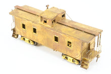 Load image into Gallery viewer, HO Brass NPP - Nickel Plate Products NKP - Nickel Plate Road Wood Caboose