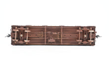 Load image into Gallery viewer, HO Brass W&R Enterprises NP - Northern Pacific MOW Dining Car Pro-Painted & Weathered No. 200073D