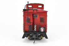 Load image into Gallery viewer, O Brass Oriental Limited GN - Great Northern 25 Foot Wood Caboose CP #X351 w/Slogan