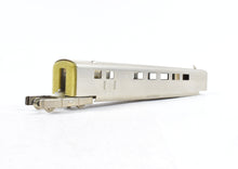 Load image into Gallery viewer, HO Brass NPP - Nickel Plate Products CB&Q - Burlington Route Pioneer Zephyr Add-On Coach No. 500