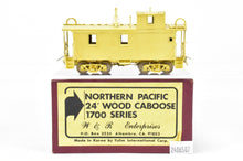 Load image into Gallery viewer, HO Brass W&R Enterprises NP - Northern Pacific 24' Wood Caboose #1700 Series