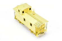 Load image into Gallery viewer, HO Brass W&R Enterprises NP - Northern Pacific 24' Wood Caboose #1700 Series