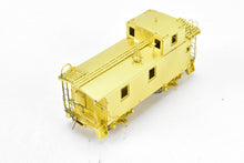 Load image into Gallery viewer, HO Brass W&R Enterprises NP - Northern Pacific 24' Wood Caboose #1700 Series