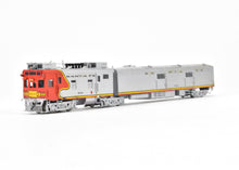 Load image into Gallery viewer, HO Brass CON Hallmark Models ATSF - Santa Fe M190 Self Propelled Gas-Electric Custom Painted w/ Can Motor