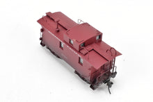 Load image into Gallery viewer, HO Brass PFM - United NP - Northern Pacific Wood Caboose CP #1689 WRONG BOX