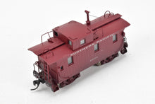 Load image into Gallery viewer, HO Brass PFM - United NP - Northern Pacific Wood Caboose CP #1689 WRONG BOX