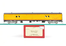 Load image into Gallery viewer, HO Brass Soho MILW - Milwaukee Road #1335 Baggage Custom Painted