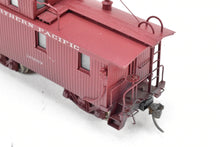 Load image into Gallery viewer, HO Brass PFM - United NP - Northern Pacific Wood Caboose CP #1689 WRONG BOX