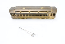 Load image into Gallery viewer, HO Brass CON Fairfield Models CSL - Chicago Surface Lines 5200-5600 Series Pullman Car MISSING ONE DRIVE BAND