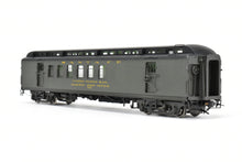 Load image into Gallery viewer, HO Brass TCY - The Coach Yard ATSF - Santa Fe Heavyweight RPO FP #70