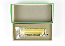 Load image into Gallery viewer, HO Brass OMI - Overland Models, Inc. Various Roads North American Pd 3000 Covered Hopper
