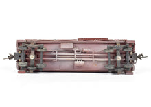 Load image into Gallery viewer, HO Brass OMI - Overland Models, Inc. CRI&P - Rock Island Wood Caboose #17719