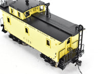 Load image into Gallery viewer, HO Brass PFM - SKI DM&IR - Duluth Missabe & Iron Range Wood Caboose FP No. C-174