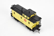 Load image into Gallery viewer, HO Brass PFM - SKI DM&IR - Duluth Missabe & Iron Range Wood Caboose FP No. C-174