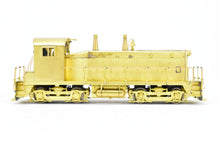 Load image into Gallery viewer, HO Brass OMI - Overland Models Inc. GN - Great Northern EMD NW-2