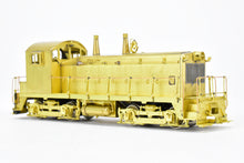 Load image into Gallery viewer, HO Brass OMI - Overland Models Inc. GN - Great Northern EMD NW-2