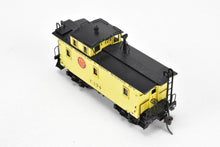 Load image into Gallery viewer, HO Brass PFM - SKI DM&IR - Duluth Missabe & Iron Range Wood Caboose FP No. C-174