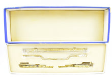 Load image into Gallery viewer, HO Brass Alco Models PRR - Pennsylvania Railroad FW-1 & FD-2 "Queen Mary" Depressed Center - Thru Well Flat Car