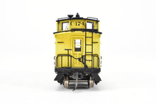Load image into Gallery viewer, HO Brass PFM - SKI DM&IR - Duluth Missabe & Iron Range Wood Caboose FP No. C-174